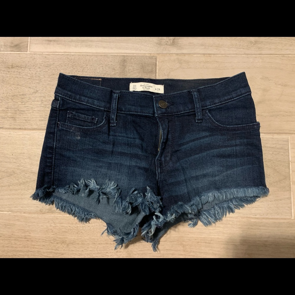 Abercrombie & Fitch Low Rise Shorts Size 24